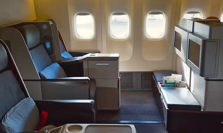 Hoffmann + Krippner - Flugzeug First Class